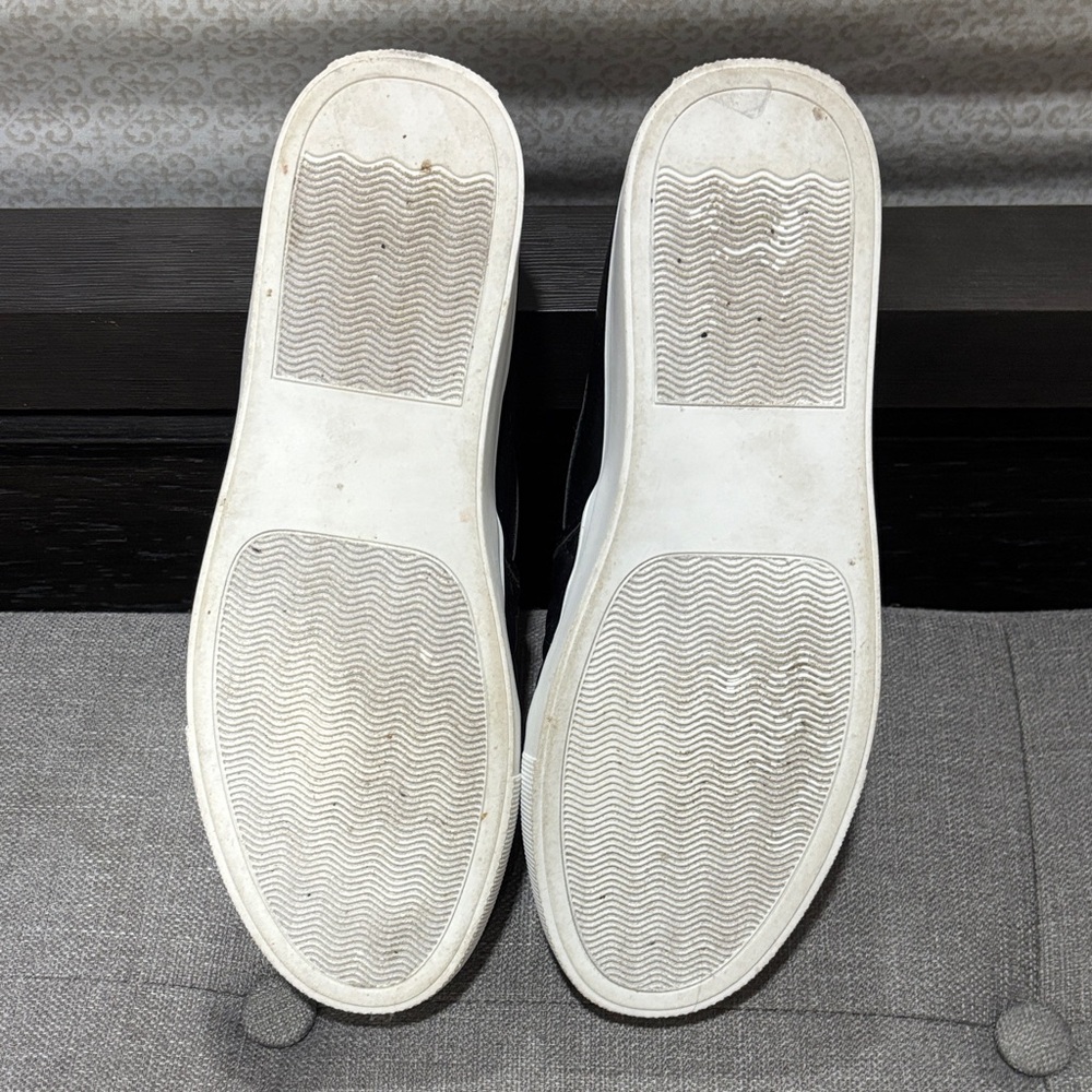 Steve Madden Black Quilted slip on sneakers 9 - Picture 3 of 5